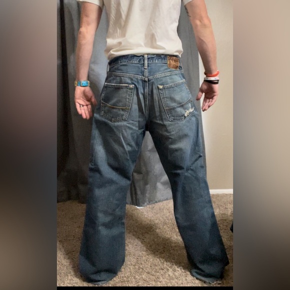 Rare 2000s Ezra Fitch jeans. 32x32 Distressed look. Baggy fit. - Picture 3 of 10